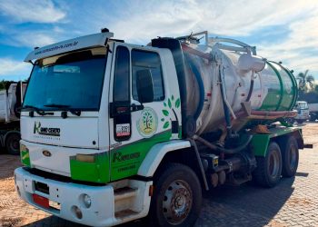 Caminhão Tanque Ford Cargo