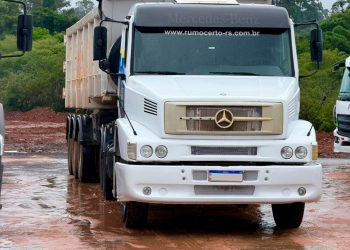 Carreta Caçamba Mercedes-Benz