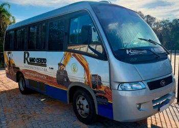 Ônibus de Transporte