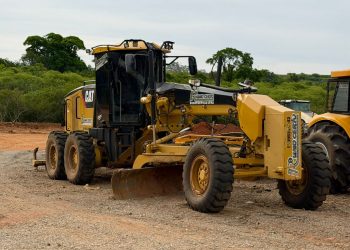 Patrola Caterpillar 12M